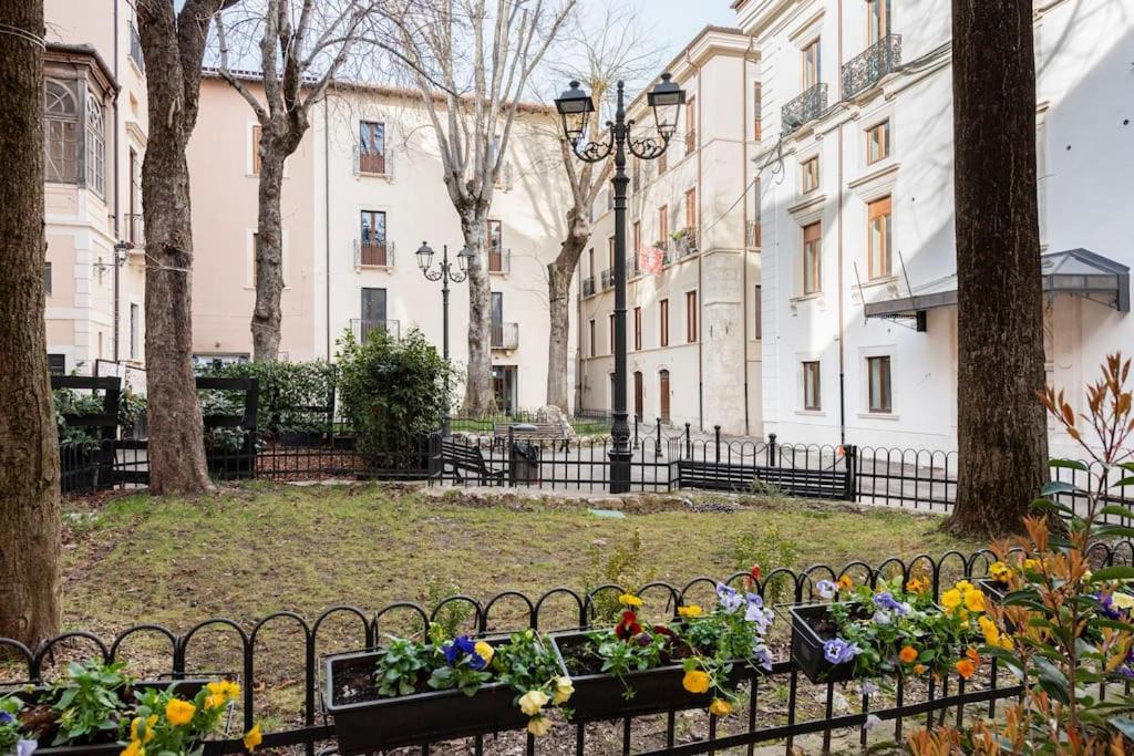 فندق Dimora Del Sole - Civico 13 LʼAquila المظهر الخارجي الصورة